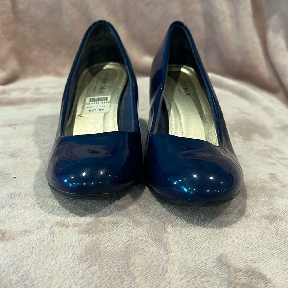 Brand new with tags blue heels